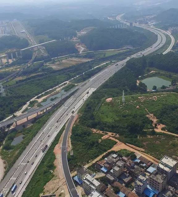 狮岭最新动态,城市崭新面貌与发展轨迹揭秘