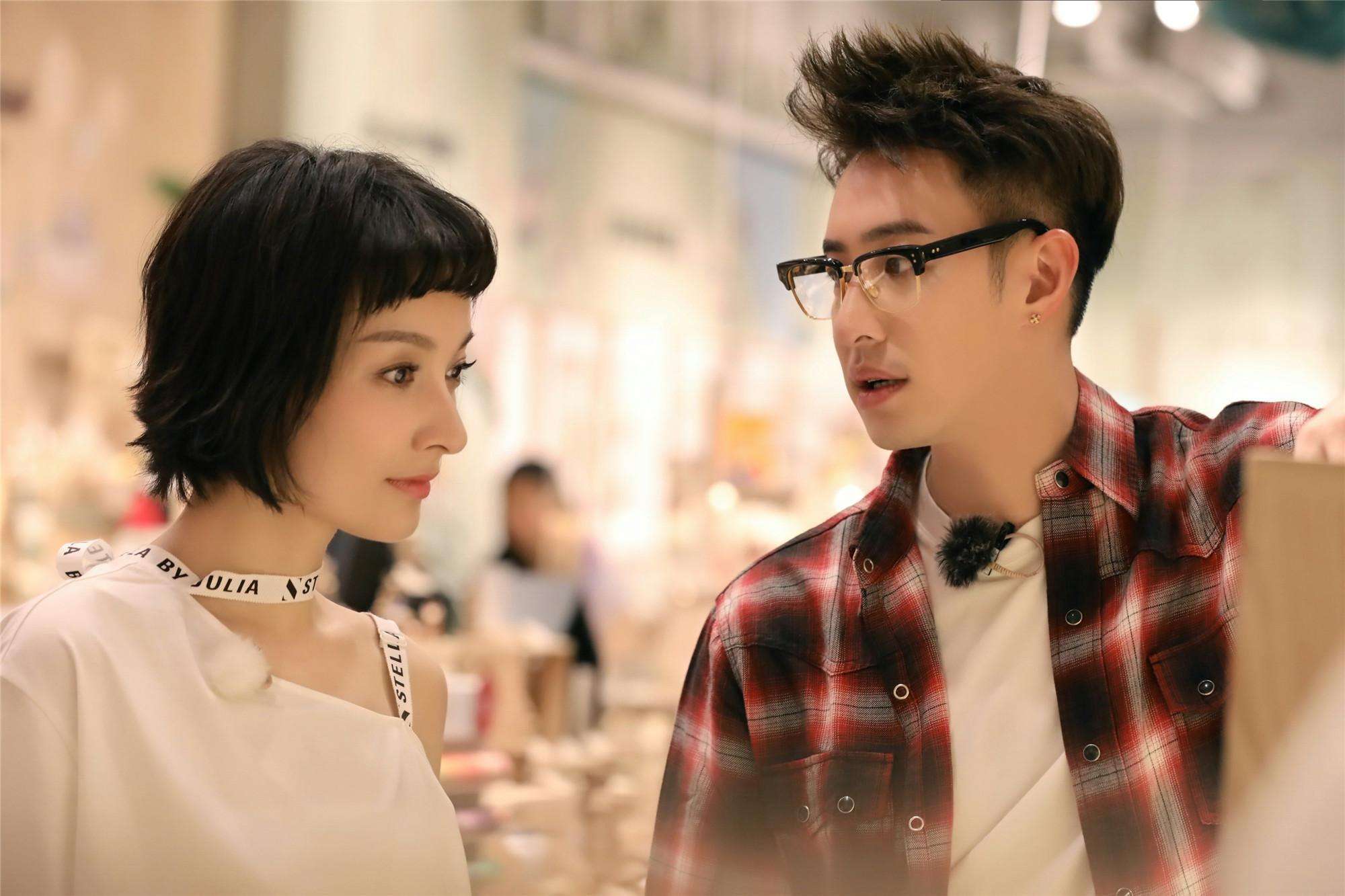 吴昕潘玮柏友情爱情转变揭秘,互爆背后的微妙情感