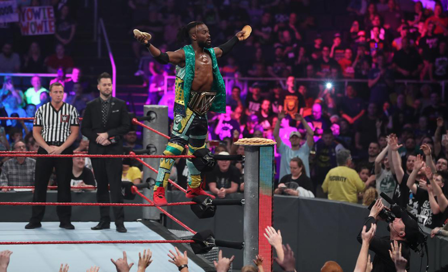 WWE 2019热血激战,英雄荣耀时刻