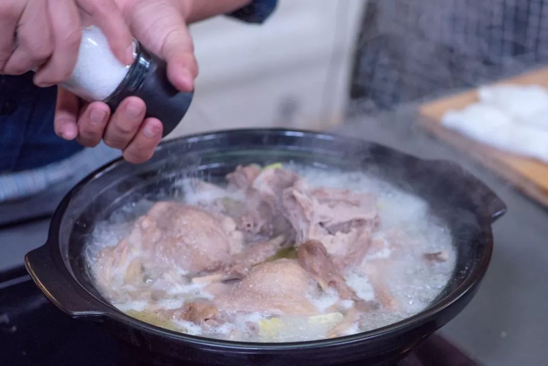 乳鸭美味新做法,健康与口感双全