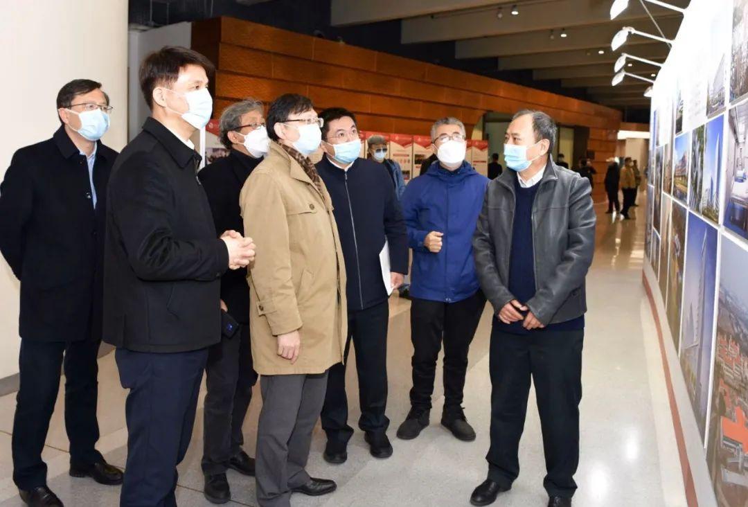 中国最新疫情报道,上海防控进展与挑战分析