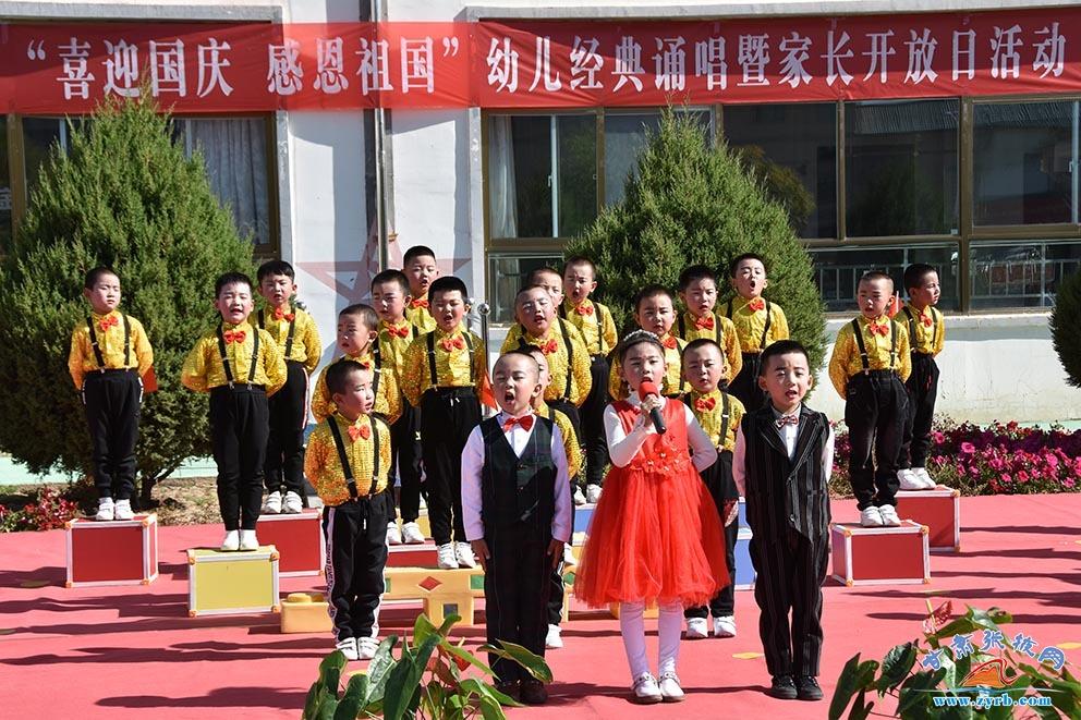 剑与远征国庆盛典,兑换码、游戏盛宴与独家福利大放送