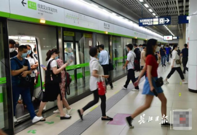 武汉公交迈向智能化绿色化新征程的最新消息