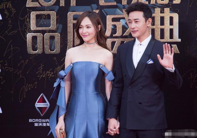 唐嫣罗晋甜蜜互动,爱意不减昔日